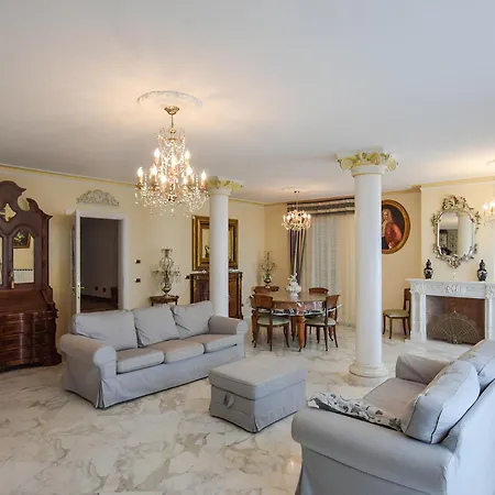 Villa Sophia By Nicola Real Estate